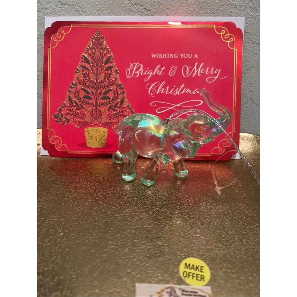 #2213**Glass Elephant Figurine in Iridescent Green - Home Holiday Ointment Decor